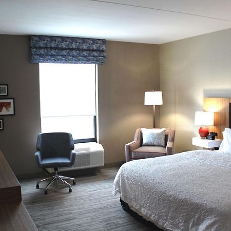 Hampton Inn Forsyth Extérieur photo
