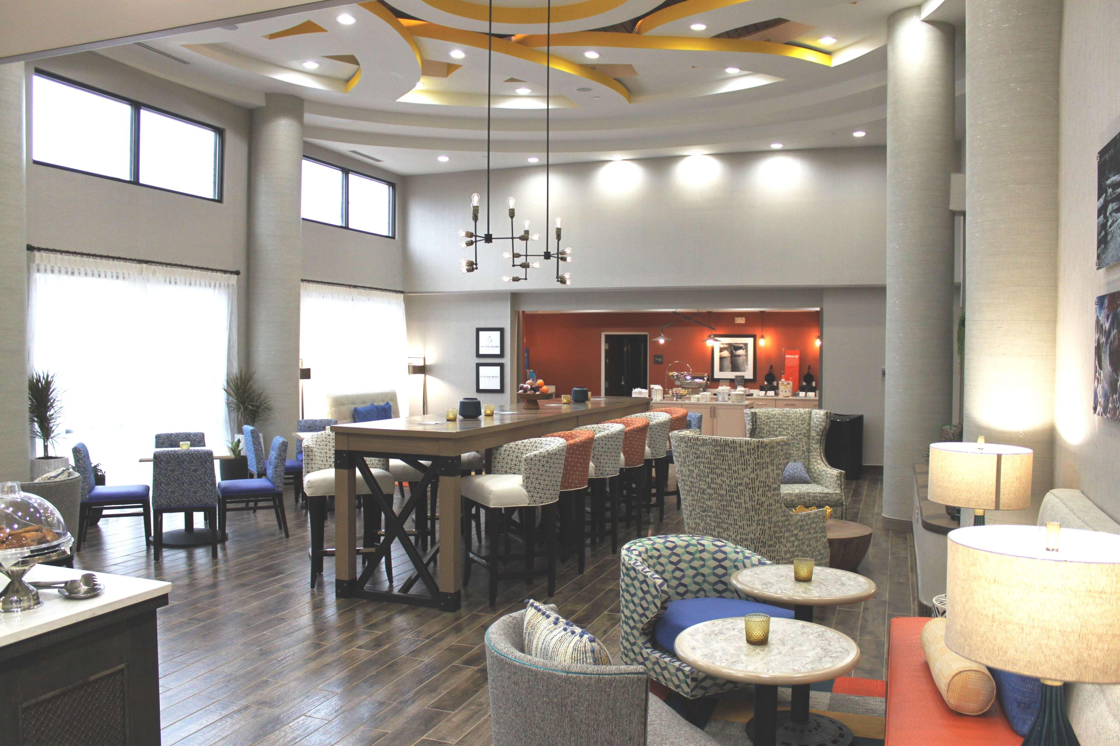 Hampton Inn Forsyth Extérieur photo