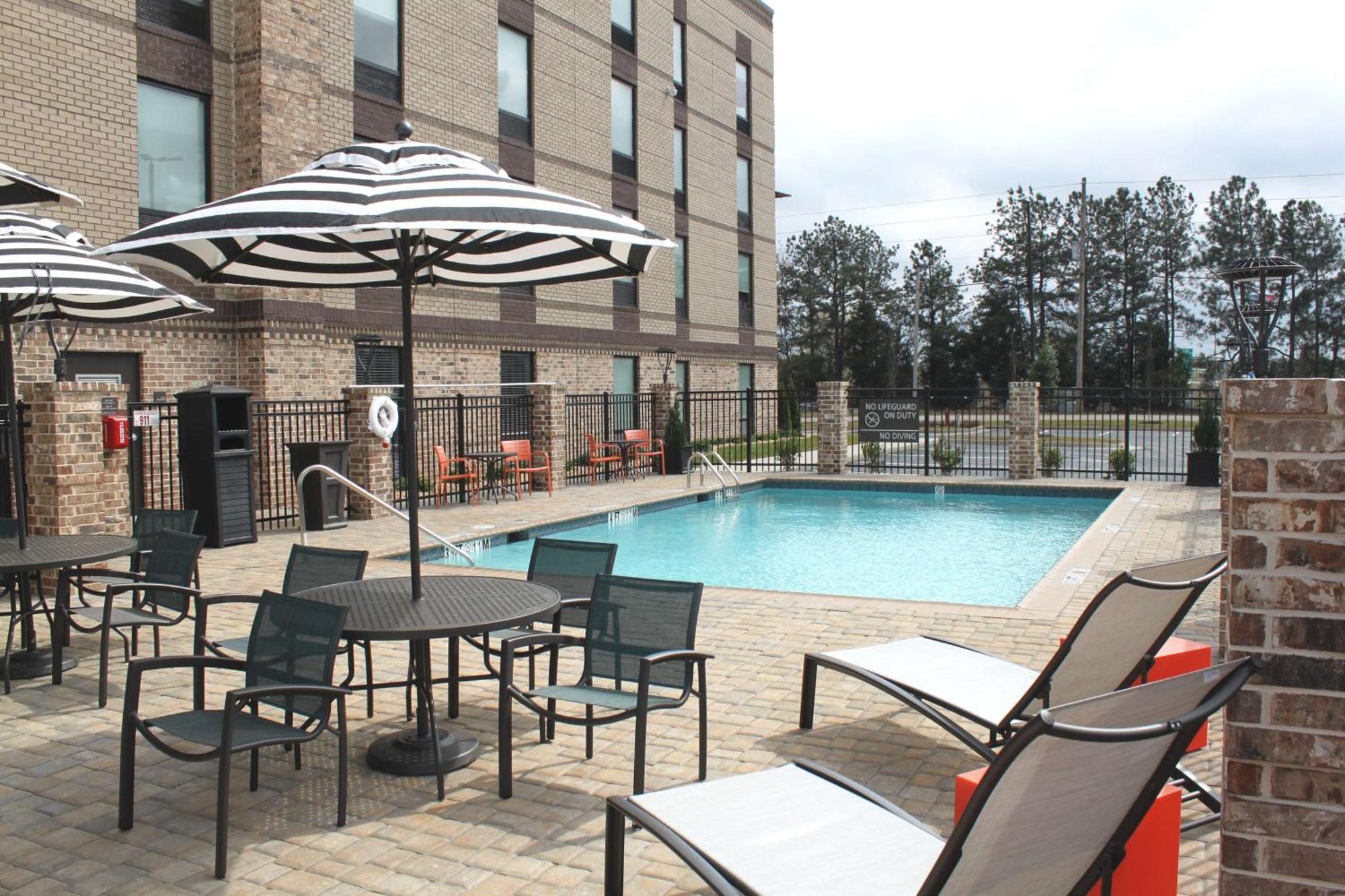 Hampton Inn Forsyth Extérieur photo