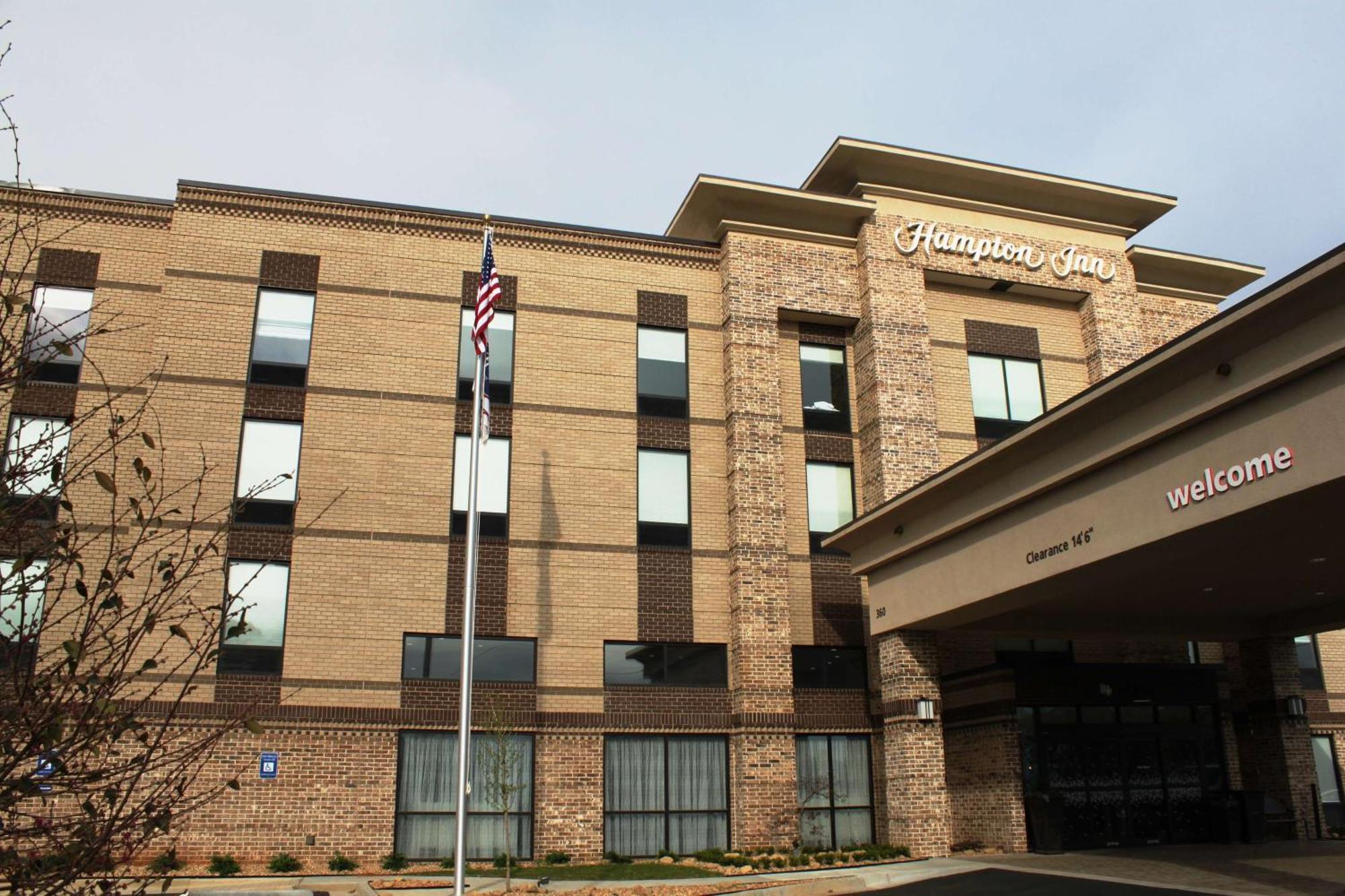 Hampton Inn Forsyth Extérieur photo